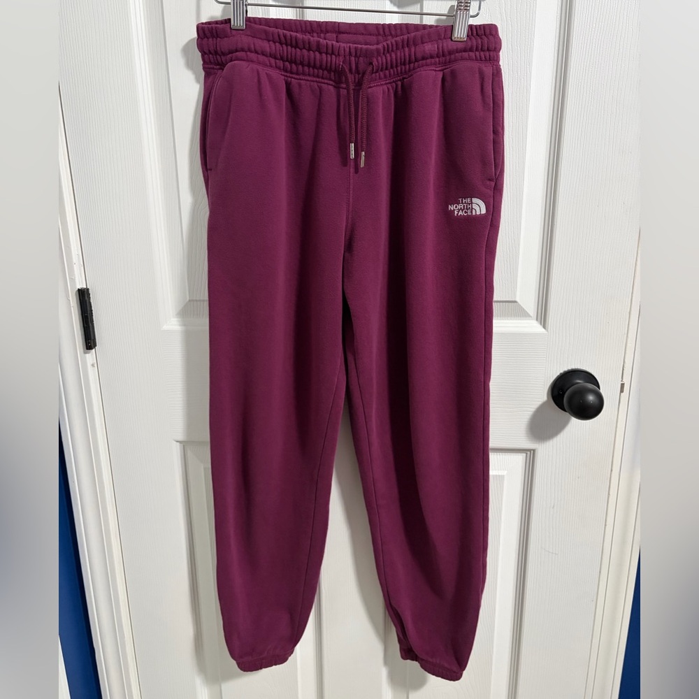 The North Face Women’s Half Dome Fleece Sweatpants